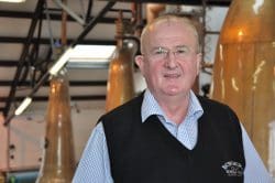 02-eddie-macaffer-250x166 Jim McEwan, eine Whisky-Legende - Das Gesicht von Islay geht