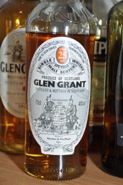 glen-grant-25-250x376 Rare Glen Grant Vintages: Schmecken alte Whiskys?