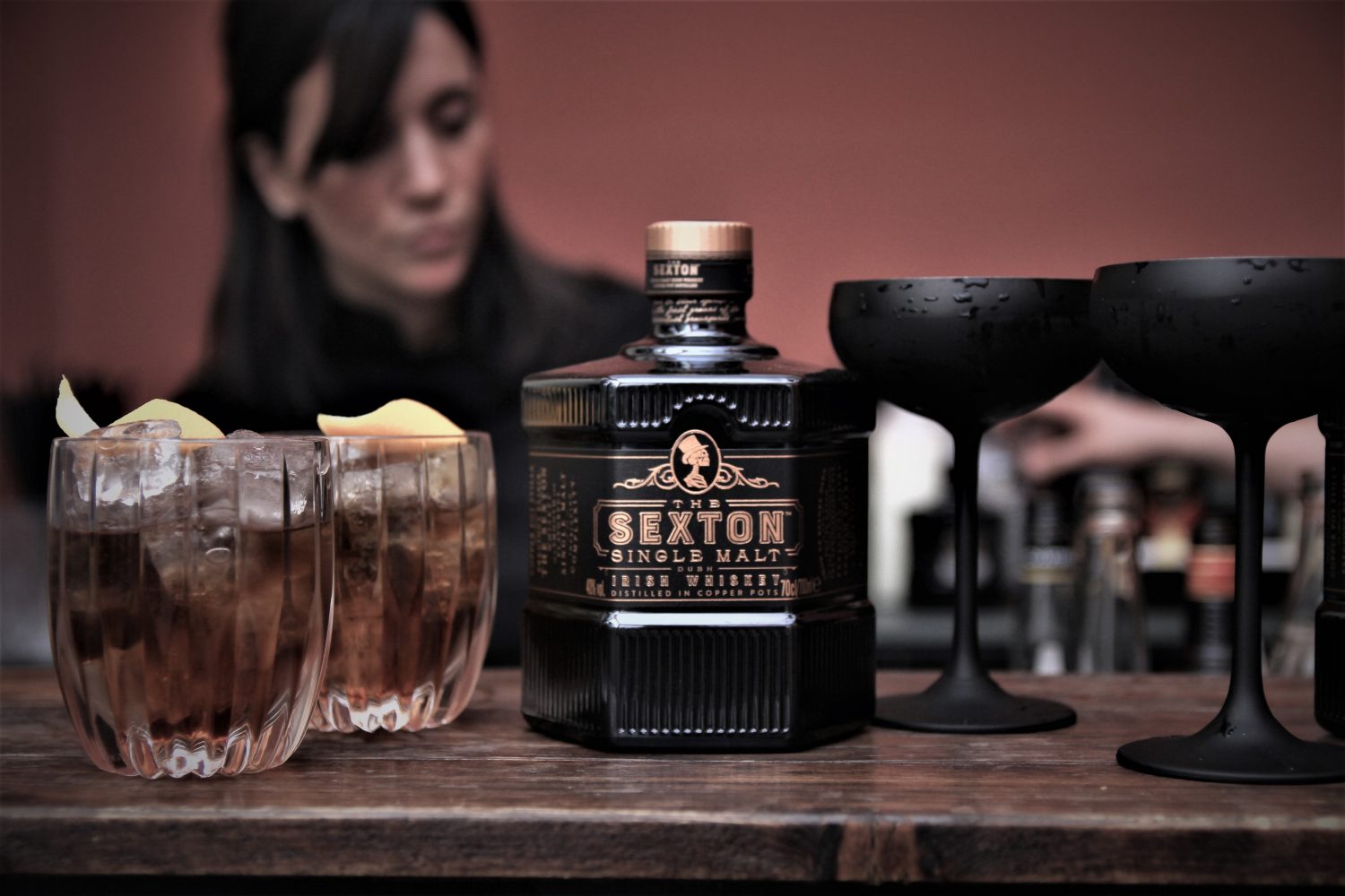 the-sexton-01 Der Totengräber als Symbol des Aufschwungs: THE SEXTON befeuert den Irish Whiskey Boom