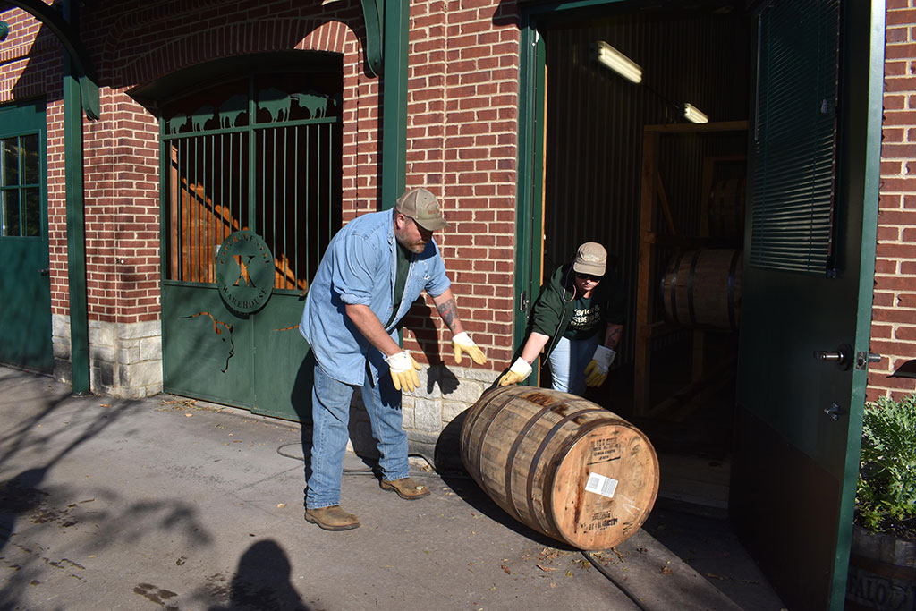 warehouse-x-experiment-barrels Warehouse X Experiment in der Buffalo Trace Distillery