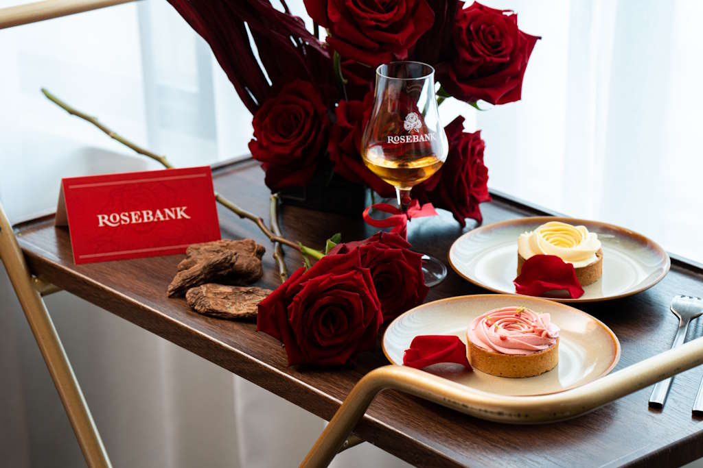 when-rosebank-meets-kimpton-taiwan-hotel-a-luxury-rosebank-package-is-born Lowland Single Malt Distillery Rosebank bringt Kapitel eins der Revival-Serie auf den Markt
