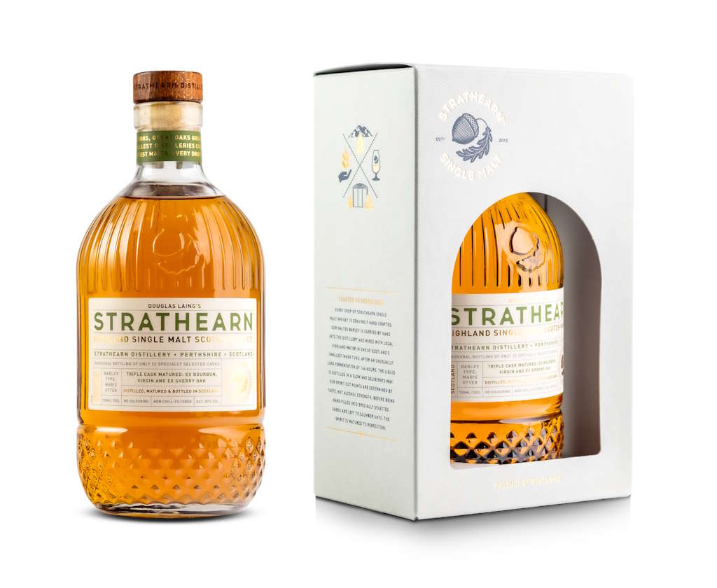 strathearn-single-malt-bottle-carton Douglas Laing & Co. debütieren mit dem Launch des Strathearn Single Malt Scotch Whisky als Destillateur